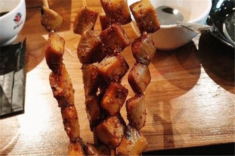 肉肉撸串吧